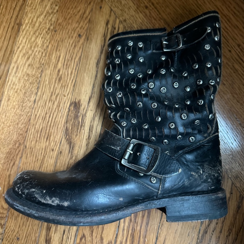 Frye Jenna studded disc distressed boots
